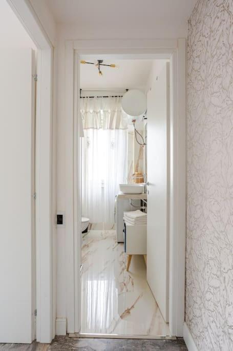 Appartement Bright & Modern 2 Min Metro 20Min Niguarda H à Milan Extérieur photo
